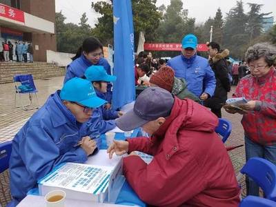 春雨中的守護(hù)者 社會經(jīng)濟(jì)咨詢服務(wù)的溫暖行動